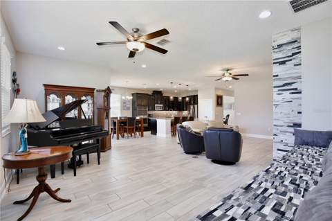 3266 Kayak Way, Orlando FL - photo 10 of 43