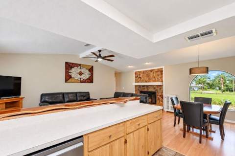 6916 Copperfield Drive, New Port Richey FL - photo 12 of 44