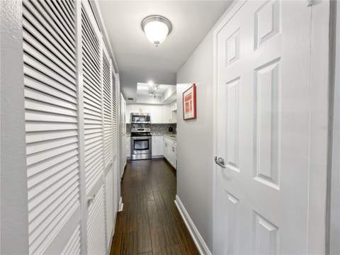 8100 Dr Martin Luther King Jr Street #202, St Petersburg FL - photo 24 of 32