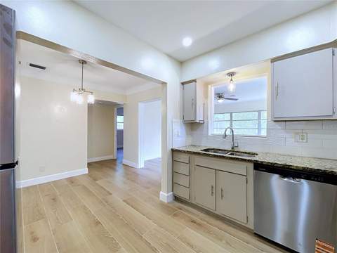 9813 51st Avenue, St Petersburg FL - photo 18 of 48