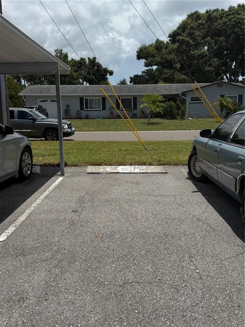 2 bedroom Condominium at 5725 12th Avenue #306D, Tyrone Garden Apts Condo, St Petersburg — photo 4