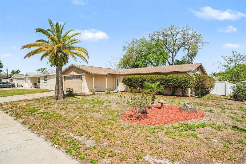 3 bedroom Single Family Residence at 7255 Fireside Drive, Embassy Hills, Port Richey — photo 2
