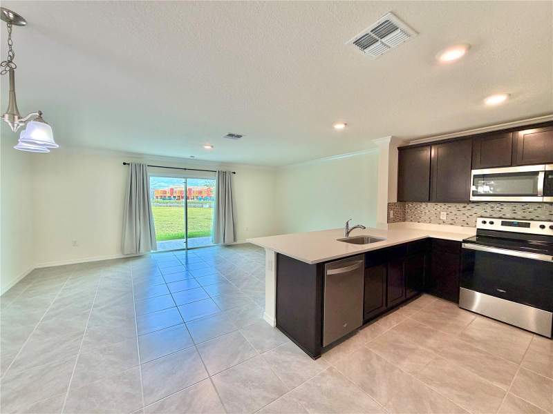 3 bedroom Townhouse at 8229 SW 67th Avenue, Laurel Commons, Ocala — photo 5