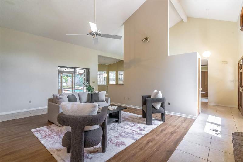 4 bedroom Single Family Residence at 935 Pine Shadow Drive, Wekiwa Glen Rep, Apopka — photo 2