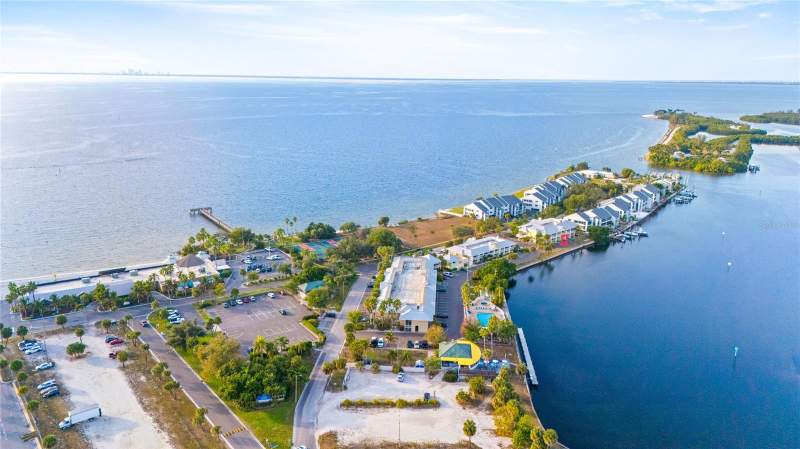 611 DESTINY DRIVE #307 home for sale in Island Resort At Mariners Club