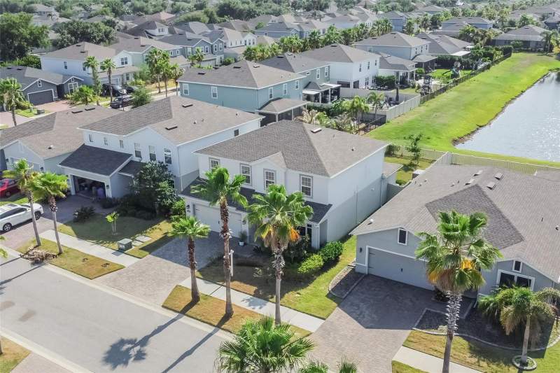 3 bedroom Single Family Residence at 12349 Blue Pacific Drive, Lucaya Lake Club Ph 4B, Riverview — photo 5