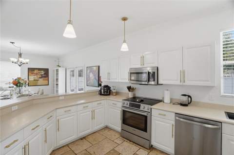 3610 W Euclid Avenue, Tampa FL - photo 9 of 53