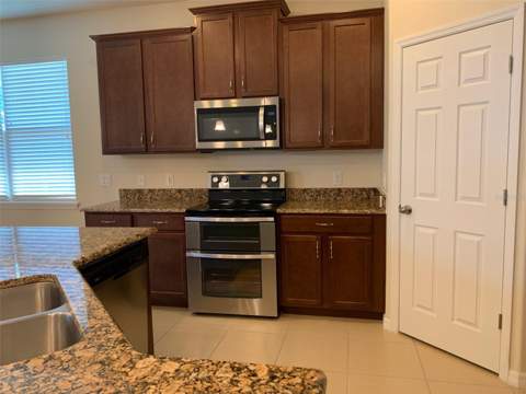 2860 Chantilly Avenue, Kissimmee FL - photo 9 of 44