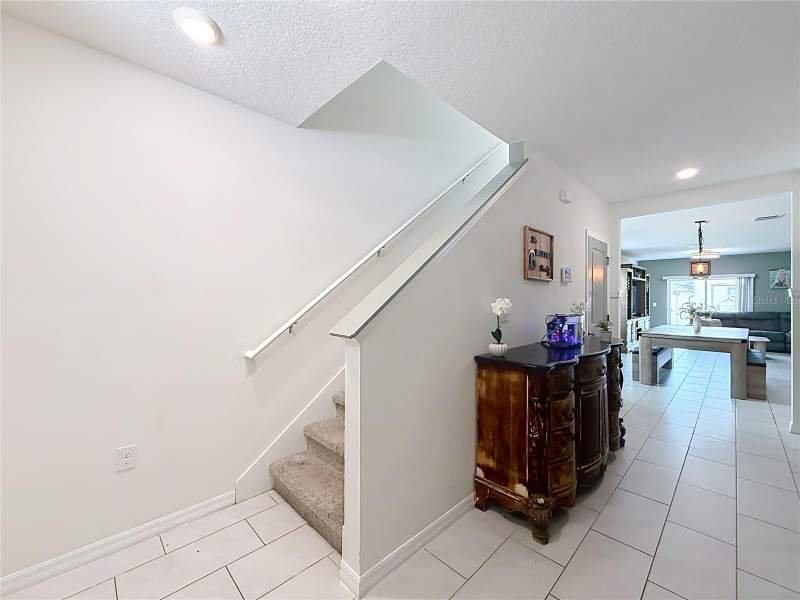 5 bedroom Single Family Residence at 182 Amberwood Way, Magnolia Pointe, Umatilla — photo 4