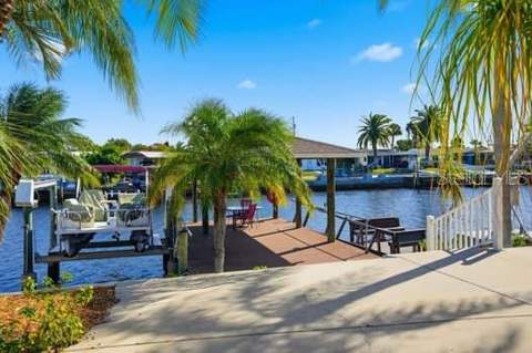 12612 4th Isle, Hudson FL - photo 10 of 35