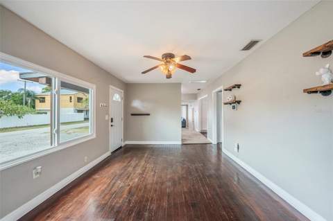 1702 E Knollwood Street, Tampa FL - photo 15 of 32