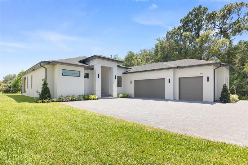 4 bedroom Single Family Residence at 1336 Hays Road, Tarpon Spgs Official Map, Tarpon Springs — photo 2