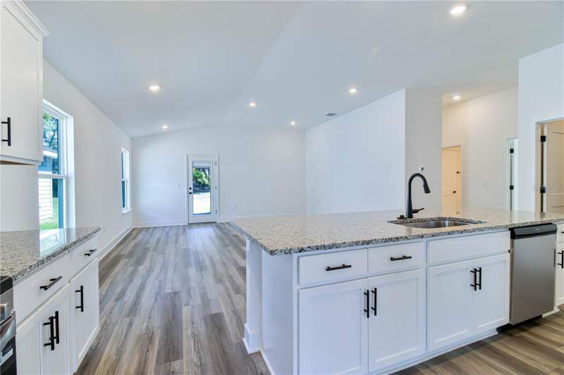 3 bedroom Single Family Residence at 16865 NW 176th Way, Briarwood, Alachua — photo 3