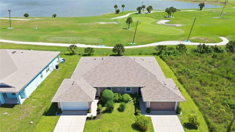 3 bedroom Half Duplex at 7256 David Boulevard, David 04 Condo, Port Charlotte — photo 2
