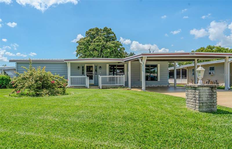 1021 HILLTOP ROAD home for sale in Tavares Imperial Mobile Terrace Homes for Sale: 7 Homes, Median $292K