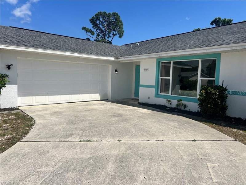 3 bedroom Single Family Residence at 22127 Lancaster Avenue, Port Charlotte Sec 013, Port Charlotte — photo 2