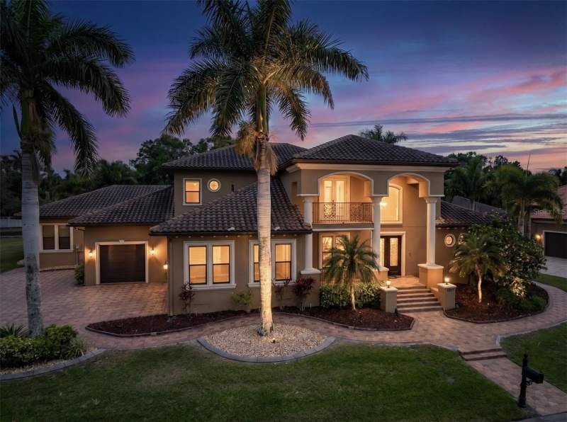 4 bedroom Single Family Residence at 1067 Ashland Avenue, Inness Park Ext, Tarpon Springs — photo 3