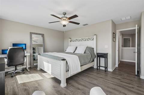 4714 Ron Eddie Place, Tampa FL - photo 24 of 58
