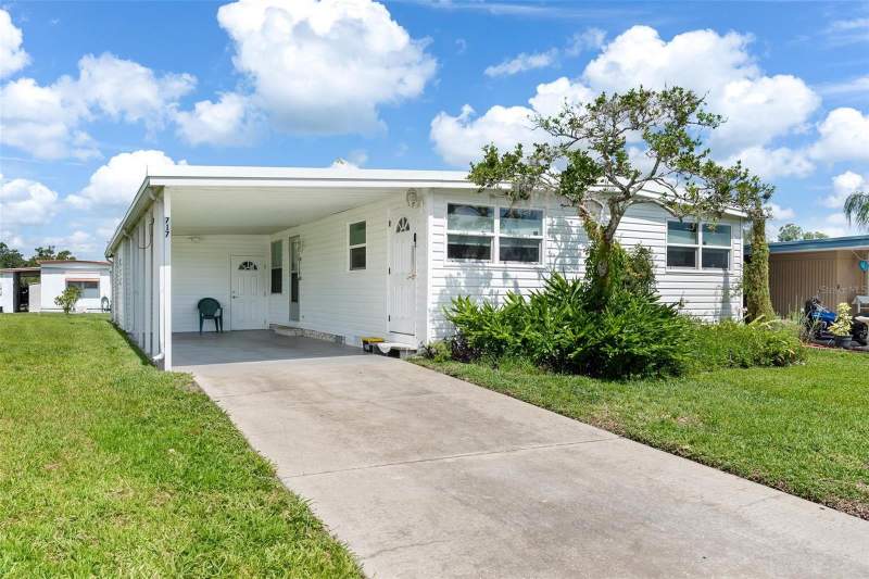 717 W COACH N FOUR DRIVE home for sale in Leesburg East Coachwood Colony Homes for Sale: 1 Listing, From $142K