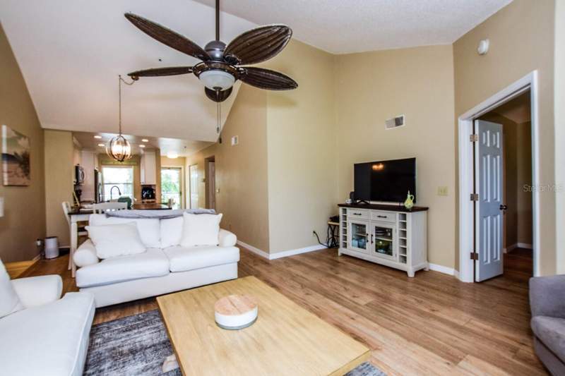 2 bedroom Condominium at 433 Cerromar Lane #541, Farmington Vistas, Venice — photo 5