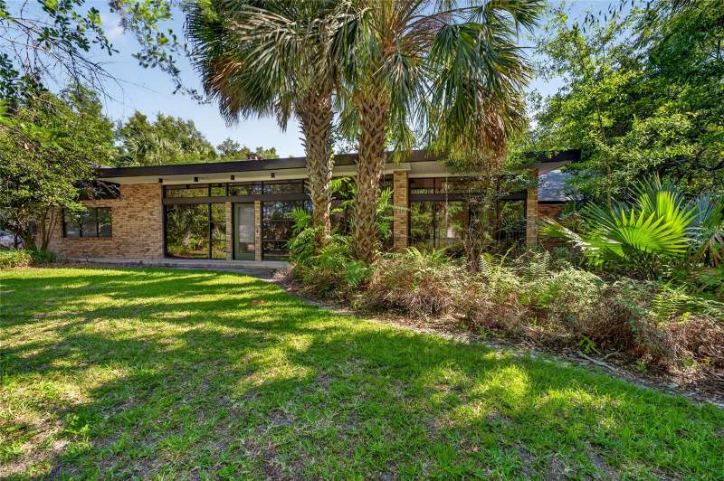 5425 SADDLEBROOK WAY home for sale in Saddlebrook Village West