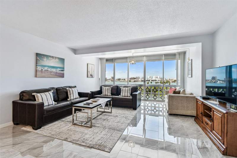 2 bedroom Condominium at 31 Island Way #609, Horizon House Co-Op, Clearwater Beach — photo 3