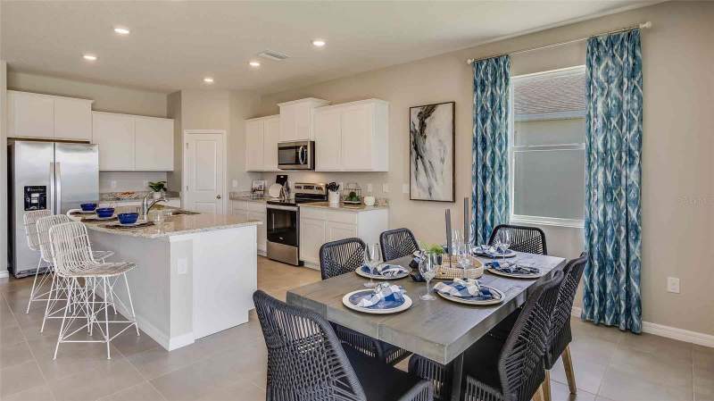 4 bedroom Single Family Residence at 11908 Kingsley Trail, Bella Lago, Parrish — photo 5