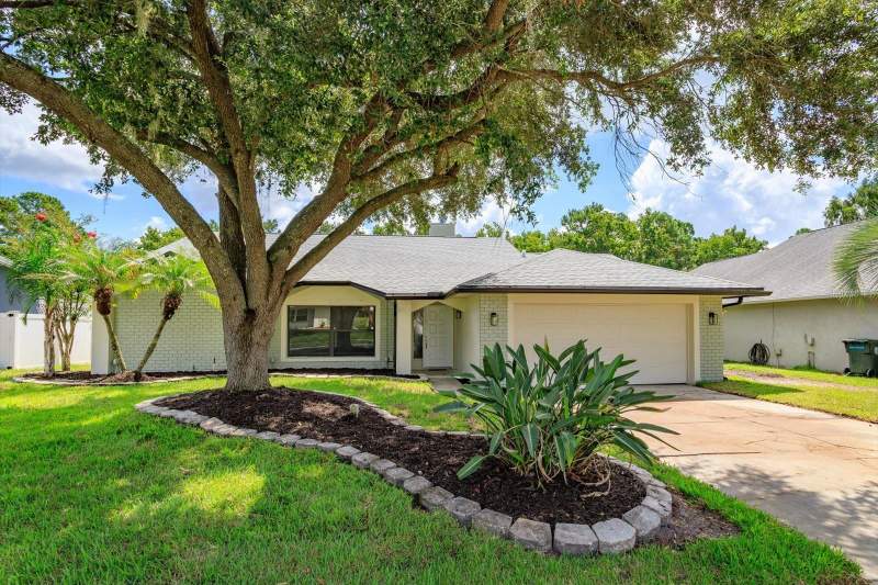 1006 BECKSTROM DRIVE home for sale in Alafaya Woods
