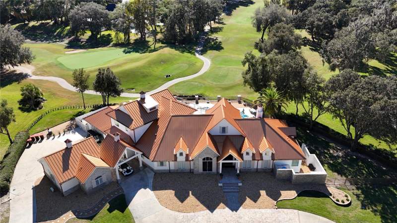 4 bedroom Single Family Residence at 7387 SE 12th Circle, Country Club/Ocala Un 02, Ocala — photo 2