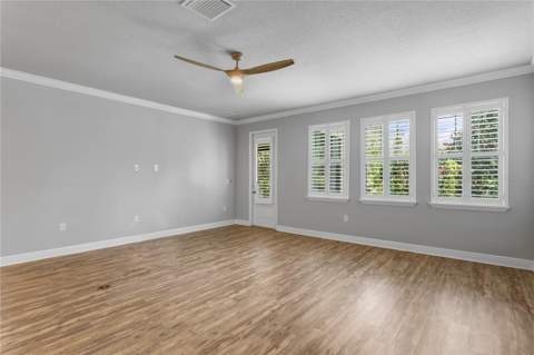 602 Ozona Village Drive, Palm Harbor FL - photo 10 of 32