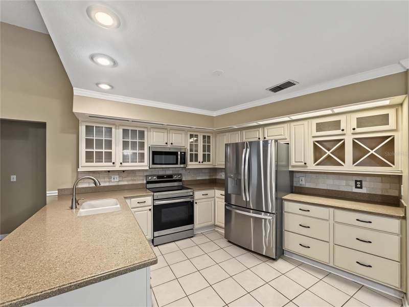 3 bedroom Single Family Residence at 2510 Brimhollow Drive, Buckhorn Second Add Unit, Valrico — photo 3