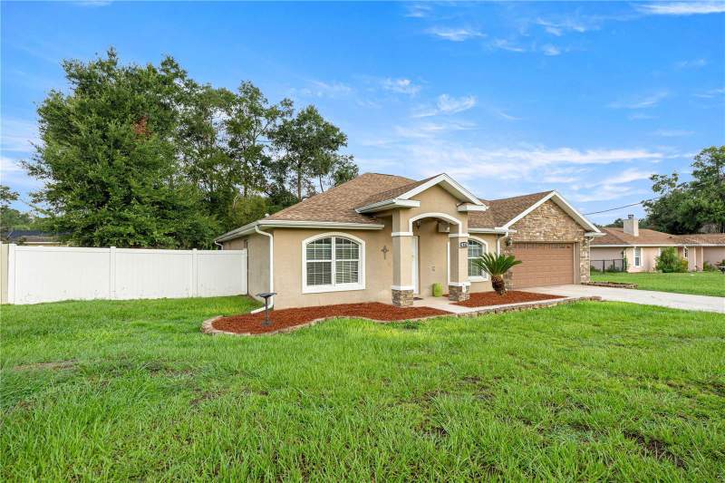 3 bedroom Single Family Residence at 16376 SE 81st Court, Orange Blossom Hills Un #3, Summerfield — photo 3