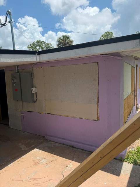 7235 Royal Palm Drive, New Port Richey FL - photo 7 of 23
