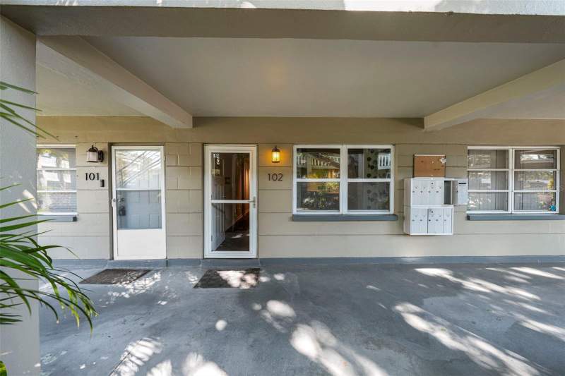 1 bedroom Condominium at 426 32nd Avenue #102E, Patrician Garden, St Petersburg — photo 4