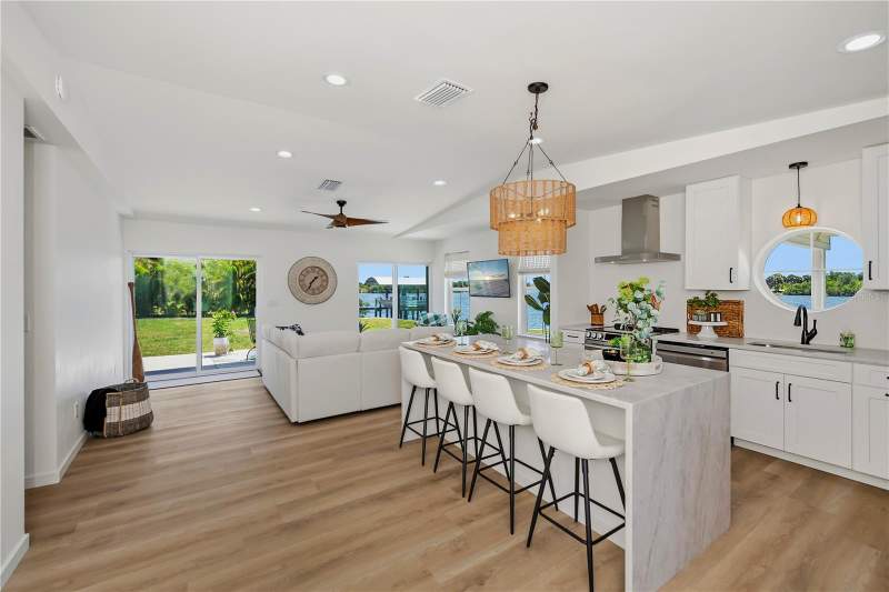 2 bedroom Single Family Residence at 3404 Lake View Boulevard, Port Charlotte Sec 010, Port Charlotte — photo 2