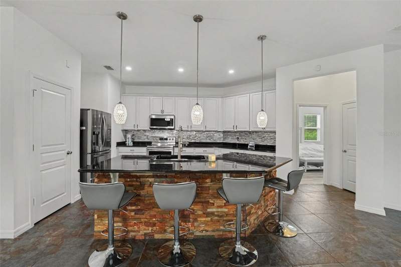4 bedroom Single Family Residence at 2912 Boating Boulevard, The Oaks, Kissimmee — photo 5