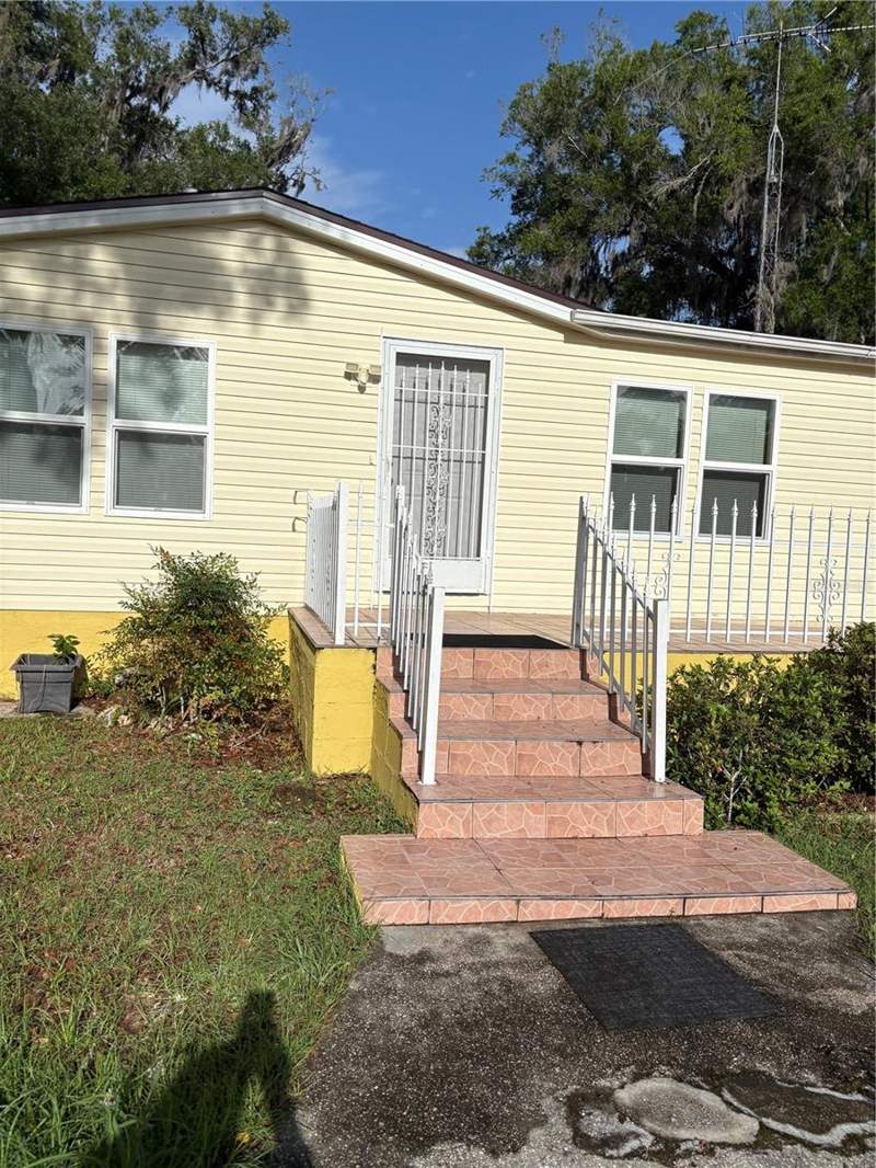 5 bedroom Manufactured Home at 14490 SE 80th Avenue, Summerfield, Summerfield — photo 3