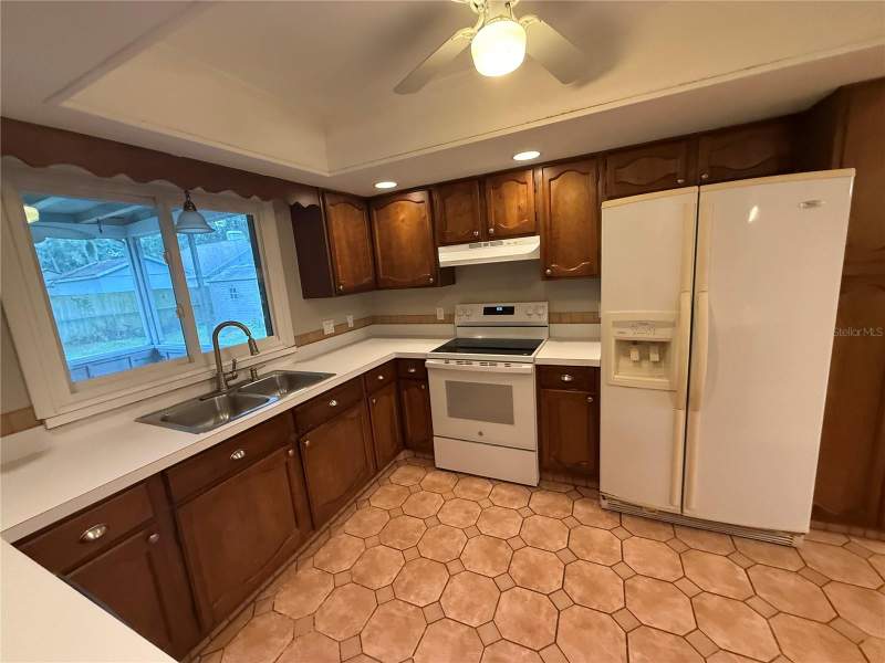 4 bedroom Single Family Residence at 3858 Garnet Drive, Imperialakes Ph 02 Sec 01-A, Mulberry — photo 5
