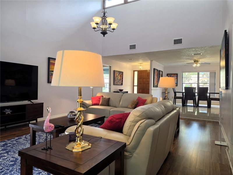 3 bedroom Single Family Residence at 6659 Hidden Beach Circle, Hidden Beach, Orlando — photo 4