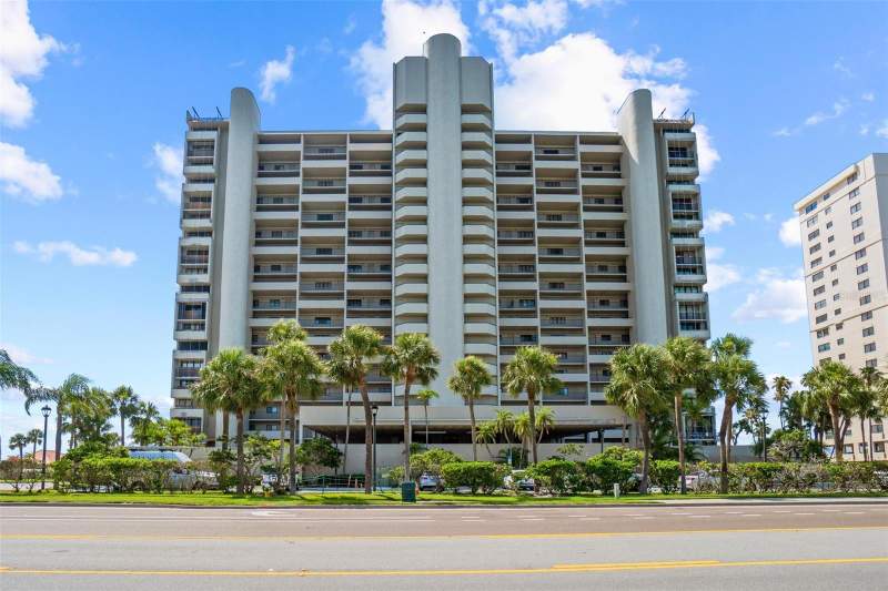 Lighthouse Towers Condo