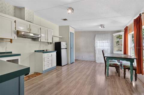 24301 Jefferson St, Astatula FL - photo 15 of 27