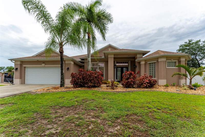 3 bedroom Single Family Residence at 1009 Campbell Street, Port Charlotte Sec 055, Port Charlotte — photo 2