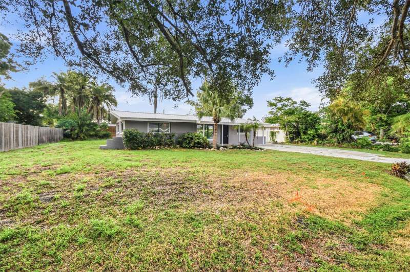 3 bedroom Single Family Residence at 5917 Olive Avenue, Golden Acres, Sarasota — photo 3