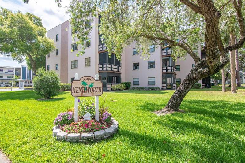 2 bedroom Condominium at 5980 80th Street #210, Terrace Park Of Five Towns, St Petersburg — photo 2