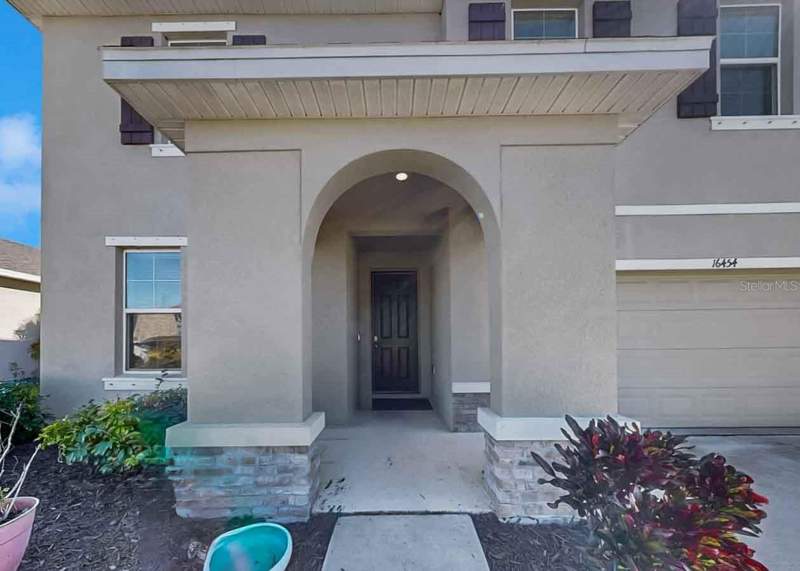 5 bedroom Single Family Residence at 16454 Woodside Glen, Southern Oaks Ph I & II, Parrish — photo 4