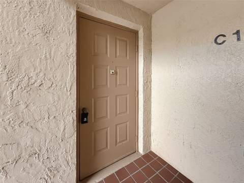 12211 Fox Chase Drive #C1, Hudson FL - photo 8 of 64