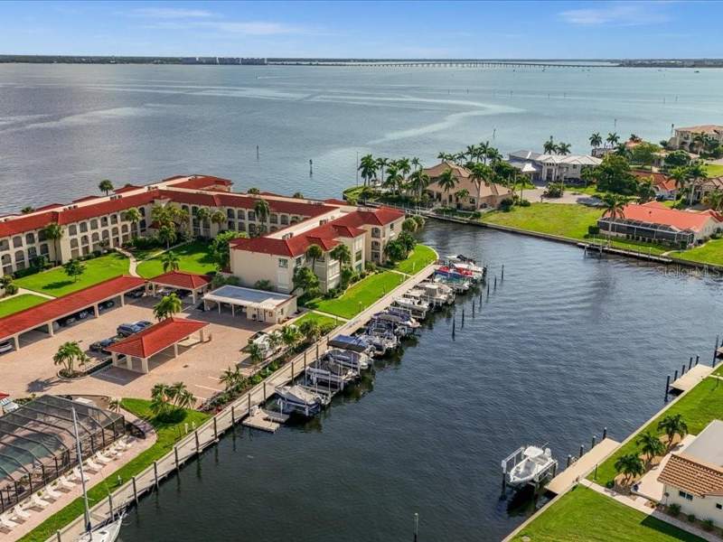 2 bedroom Condominium at 1 Colony Point Drive #1C, Colony Point, Punta Gorda — photo 4