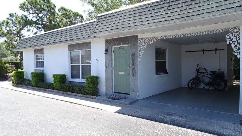 7800 38TH TERRACE home for sale in Tyrone Villas