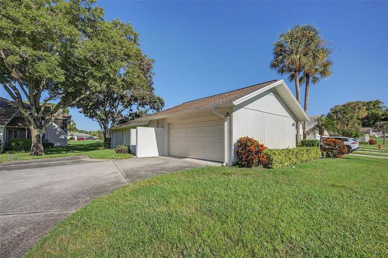 2 bedroom Villa at 492 Lakeview Drive #40, Townhomes Of Westlake, Palm Harbor — photo 3