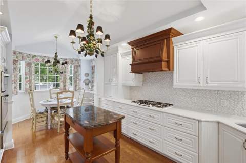1798 Lincoln Park Circle, Sarasota FL - photo 15 of 57
